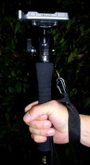 Shoulder strap functioning as wrist strap. Click to see 878 x 1598 version. [C-2000Z]